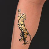 tatuaje tigre dorado