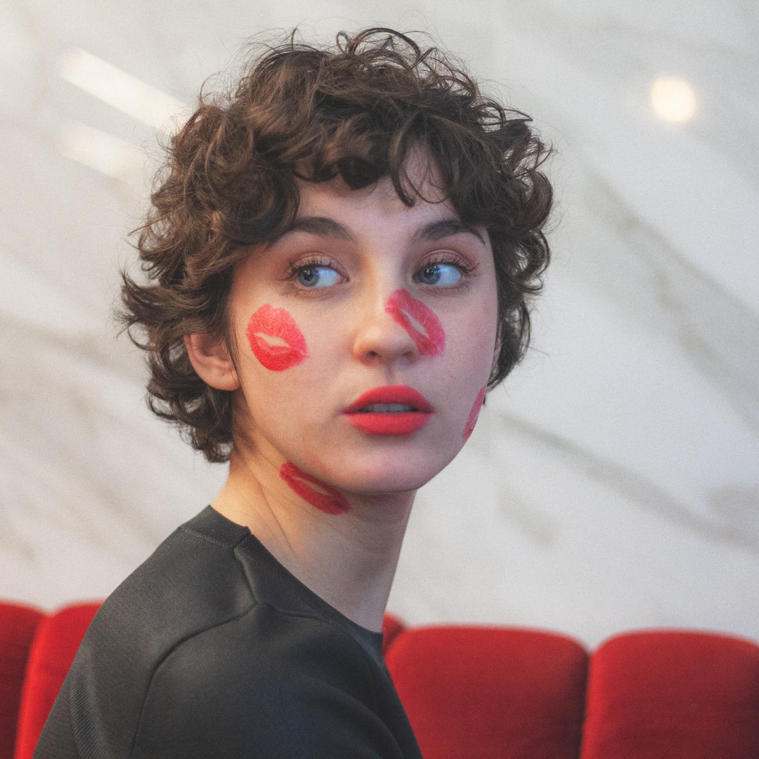 KISS (Set of 2)
