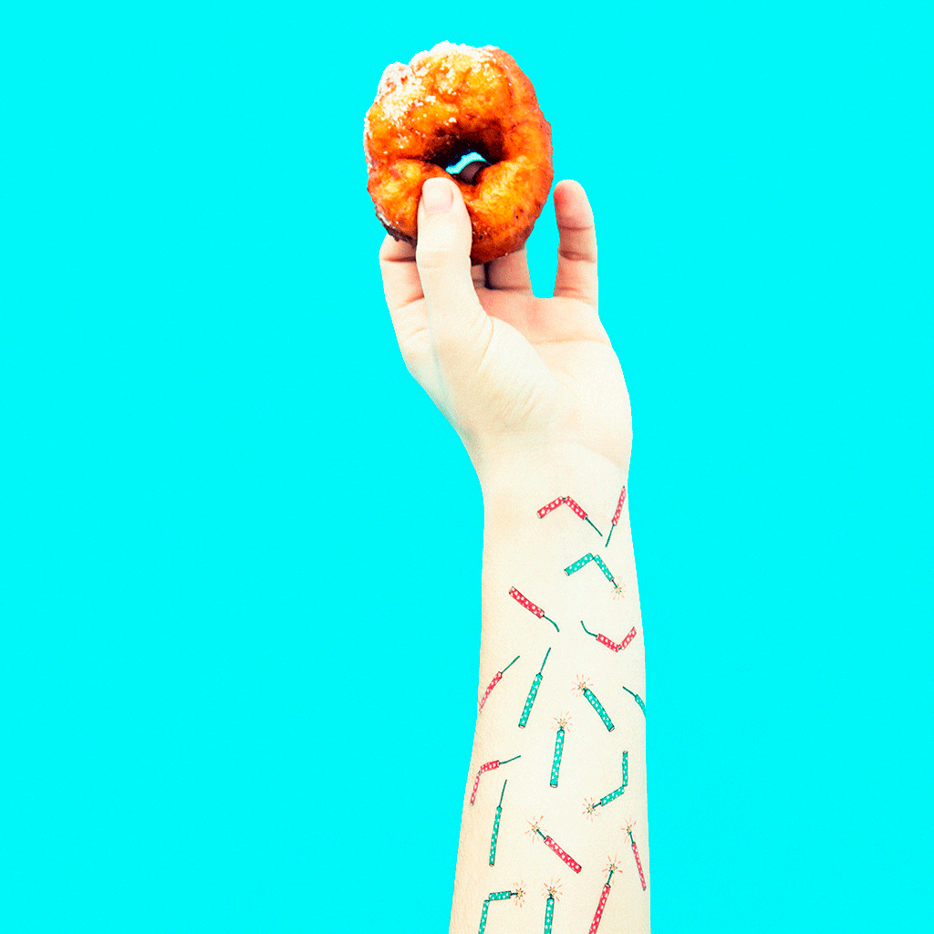 Tattoonie Temporary Tattoos chino firecrackers