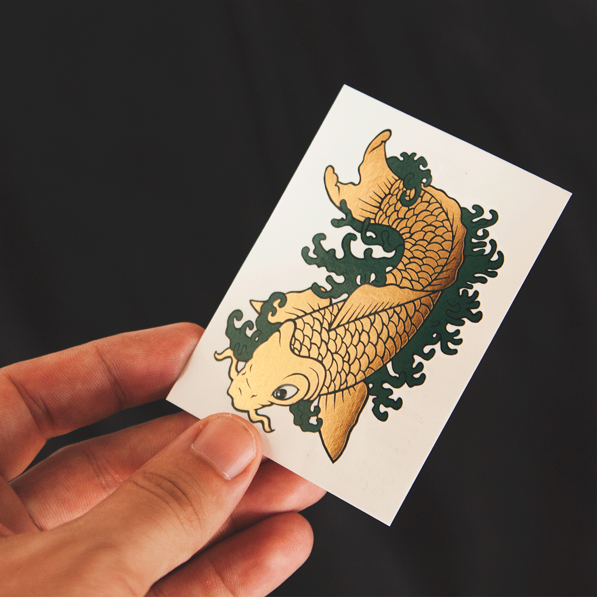 tatuaje dorado carpa koi